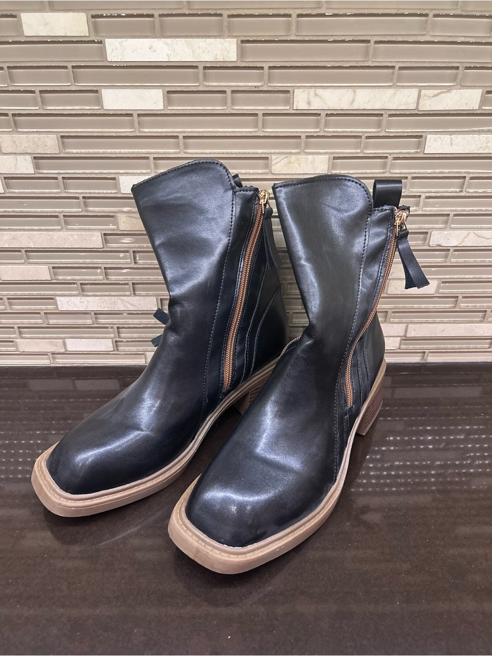 Women’s Black Leather Zip Boots